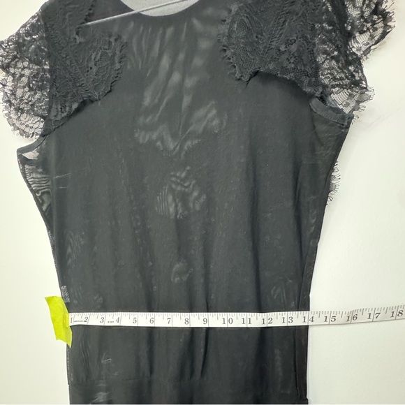 ZARA Lace Bodysuit | Size M | Flattering Fit & Unique Details - Picture 10 of 11